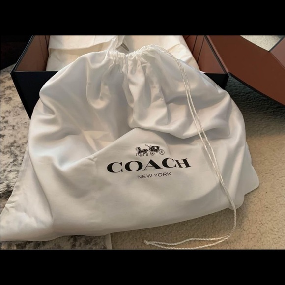 Coach Purse - Picture 6 of 7